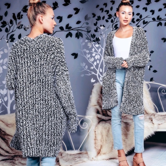 Last 1 SOFT Knit Popcorn Cardigan w/Pockets - Picture 2 of 6